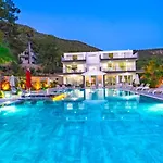 Villa İslamlar 5 Bedroom Secluded With Private Pool Hot Tub *