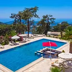 İslamlar 5 Bedroom Secluded With Private Pool Hot Tub *