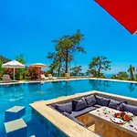Villa İslamlar 5 Bedroom Secluded With Private Pool Hot Tub