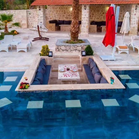 İslamlar 5 Bedroom Secluded With Private Pool Hot Tub * Kalkan