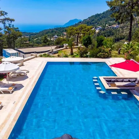İslamlar 5 Bedroom Secluded With Private Pool Hot Tub Villa Kalkan
