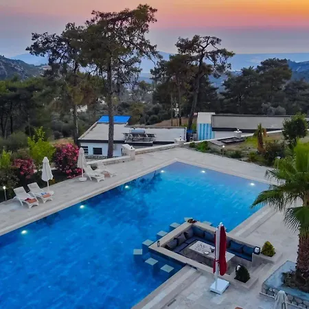 İslamlar 5 Bedroom Secluded With Private Pool Hot Tub * Kalkan