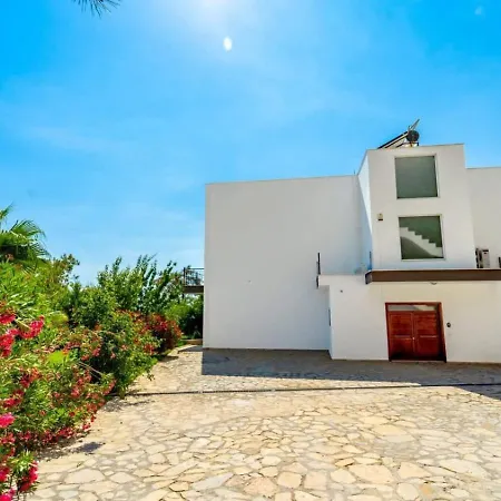 Villa İslamlar 5 Bedroom Secluded With Private Pool Hot Tub