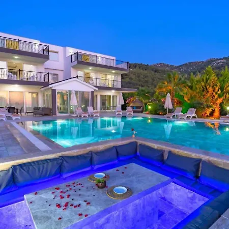 İslamlar 5 Bedroom Secluded With Private Pool Hot Tub *