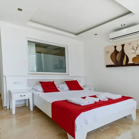 İslamlar 5 Bedroom Secluded With Private Pool Hot Tub Villa