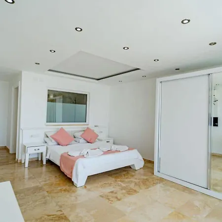 Willa İslamlar 5 Bedroom Secluded With Private Pool Hot Tub