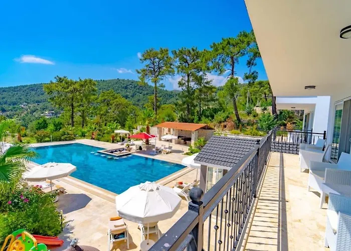 İslamlar 5 Bedroom Secluded With Private Pool Hot Tub Kalkan