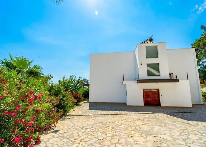 Willa İslamlar 5 Bedroom Secluded With Private Pool Hot Tub