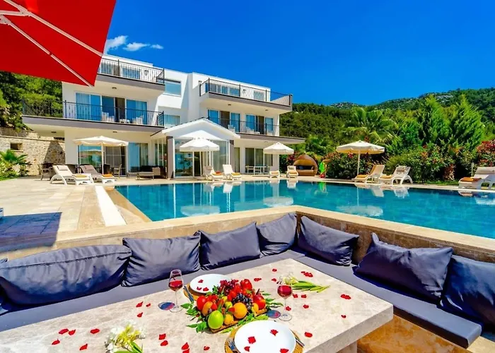 İslamlar 5 Bedroom Secluded With Private Pool Hot Tub Willa *